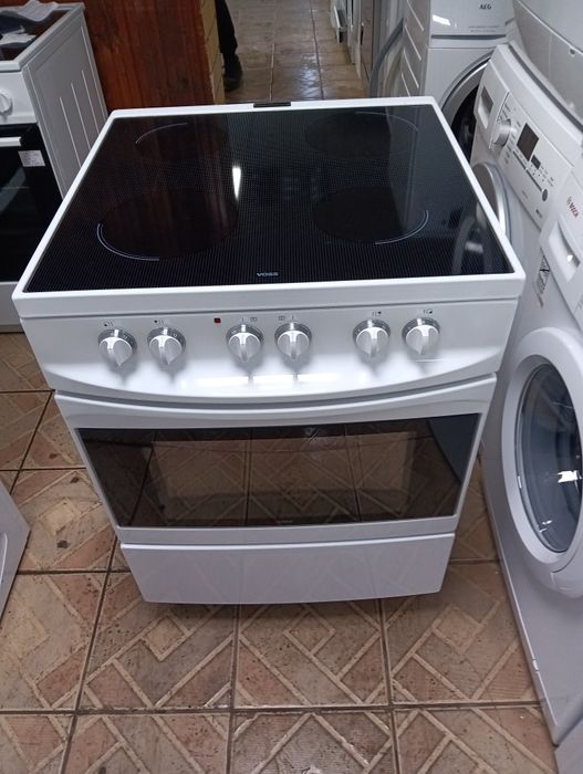 Свободно стояща печка с керамичен плот VOSS  2 години Гаранция!