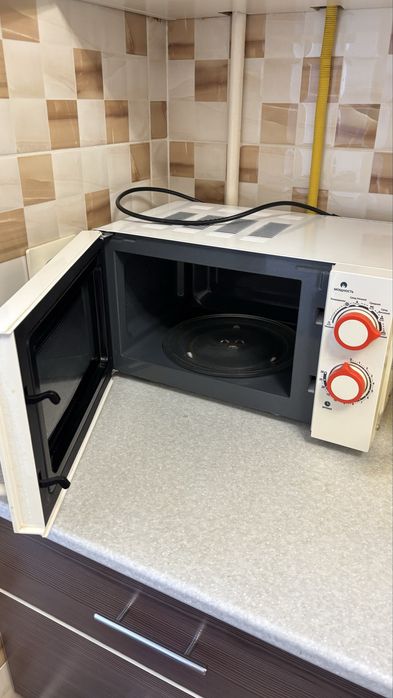 Микроволновая печь