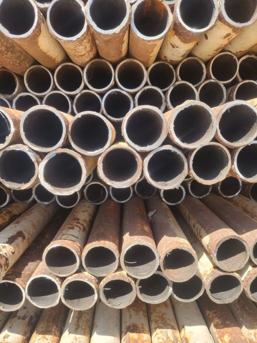 48/2.7/6 metrlik standart trubalar sotiladi