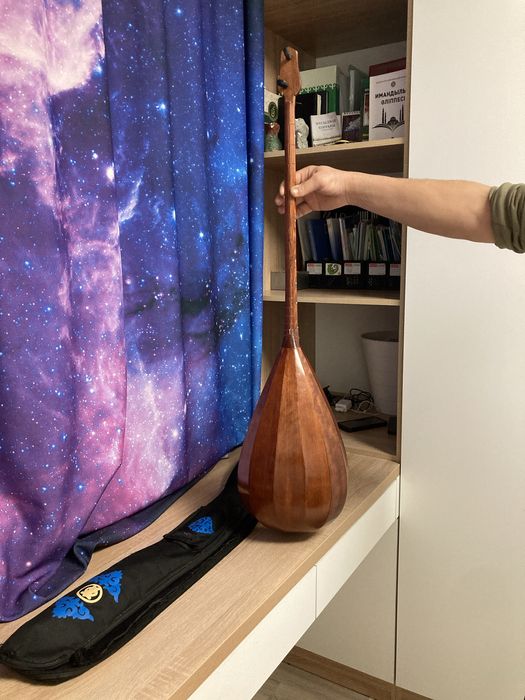 Продам домбру из красной берёзы