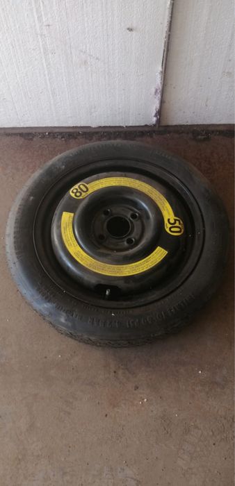 Продаю запасное колесо для машины