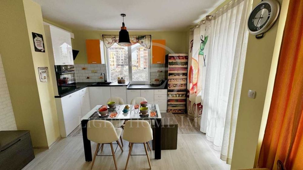 Продава се Двустаен апартамент в Пловдив, Христо Смирненски - 61 кв.м за 2294 €/кв.м - Снимка #2