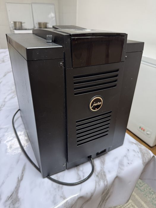 Jura impressa F8 TFT
