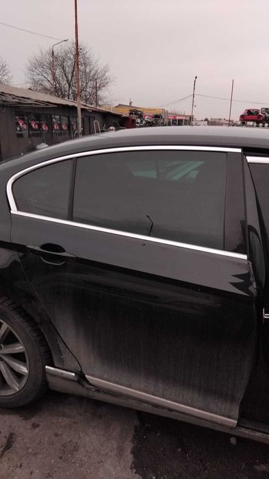 Dezmembrez Volkswagen Passat B8 an 2015