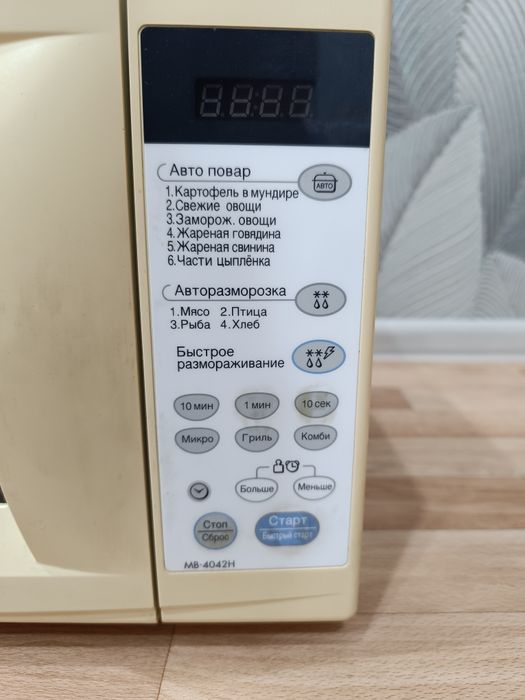 Микроволновая печь LG (нужен ремонт)