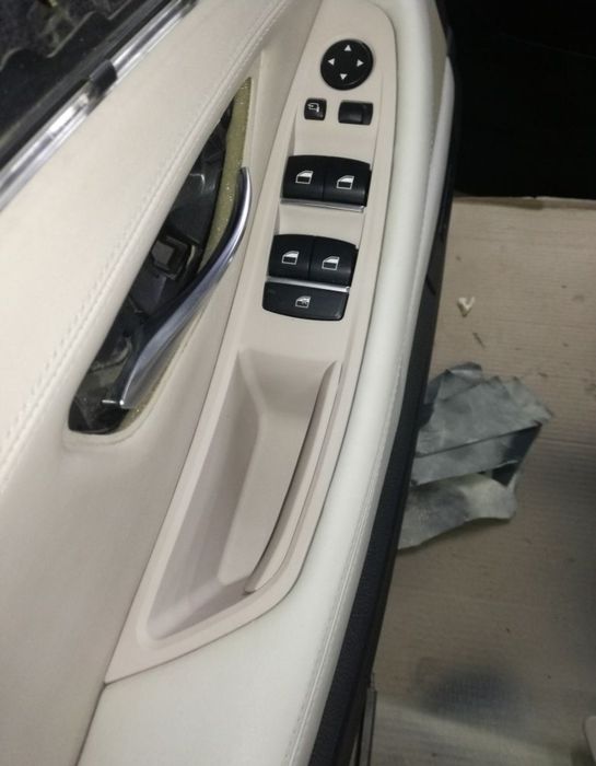 VOPSIRE Cotiere BMW F-10 seria 5-Recondiționam Volane Vopsim Piele BEJ