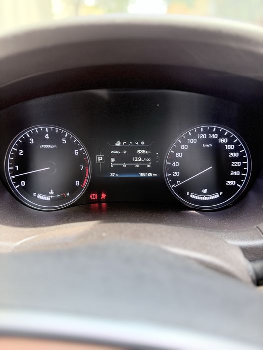 Hyundai Genesis g80