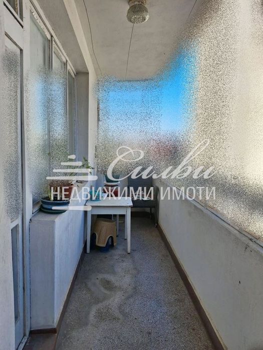 Тристаен ТУХЛЕН апартамент на предпочитан ТРЕТИ ЕТАЖ – кв. Център