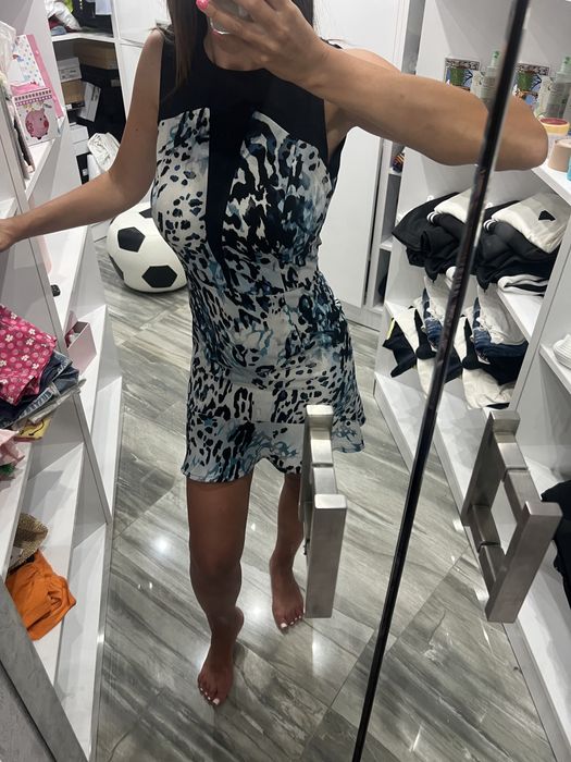 Рокля, свободен силует