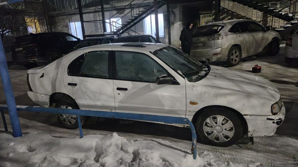Nissan Primera P10