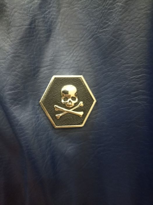 Продам две куртки