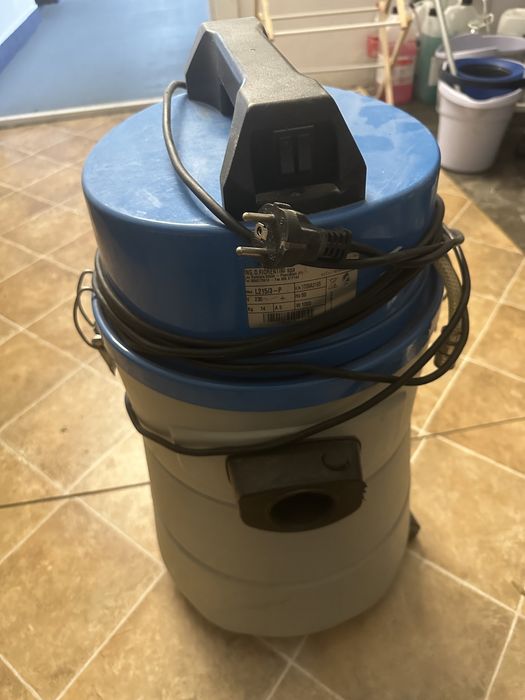 Aspirator profesional injectie-extractie