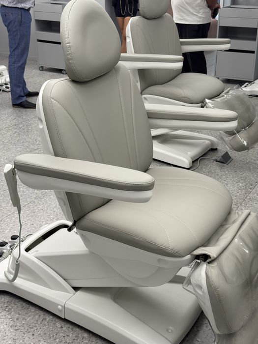 Косметологическое кресло