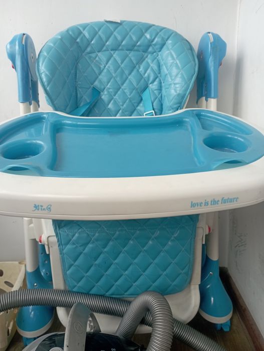 Детский стульчик для кормления