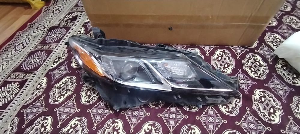 Фары камри 70 оригинал 2шт