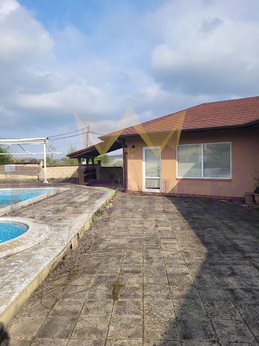 Продава се Заведение в с. Юнец, Област Варна - 317 кв.м за 948 €/кв.м - Снимка #10