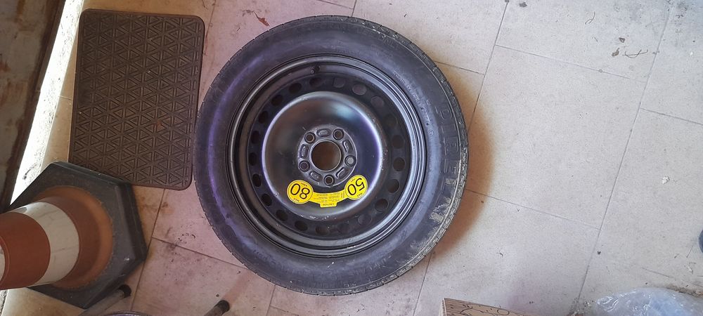 Патерица за Volvo