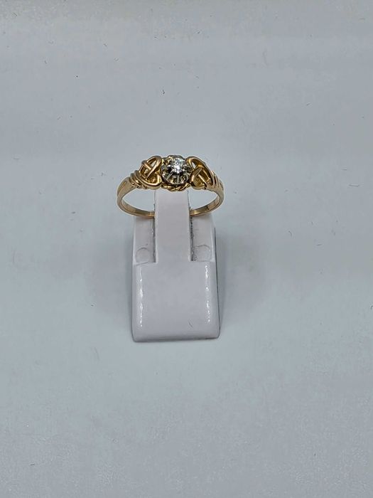 Inel de Aur 18K cu design clasic