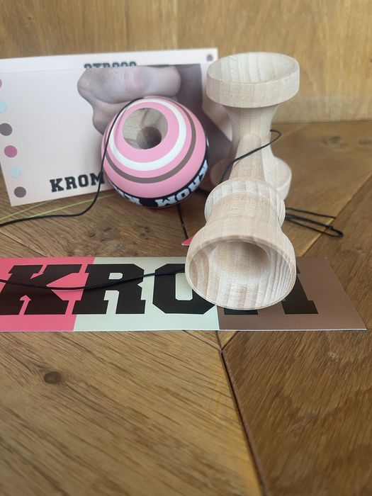 KROM Strogo Napolitan Roz, new with tags