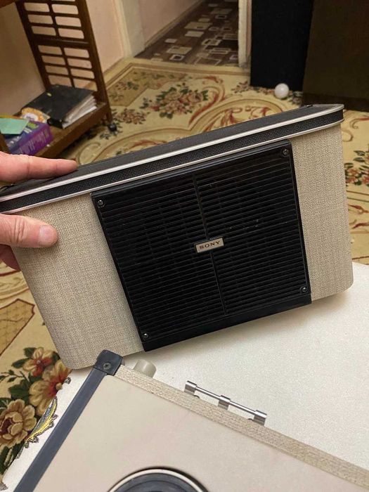 Катушечный магнитофон  SONY TC-200  Коллекционное состояние.