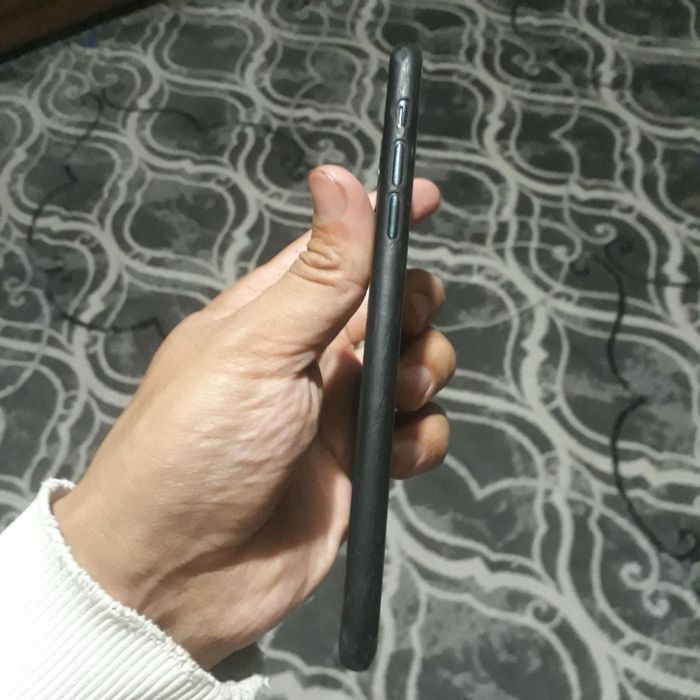 Iphone 11 pro Max..!