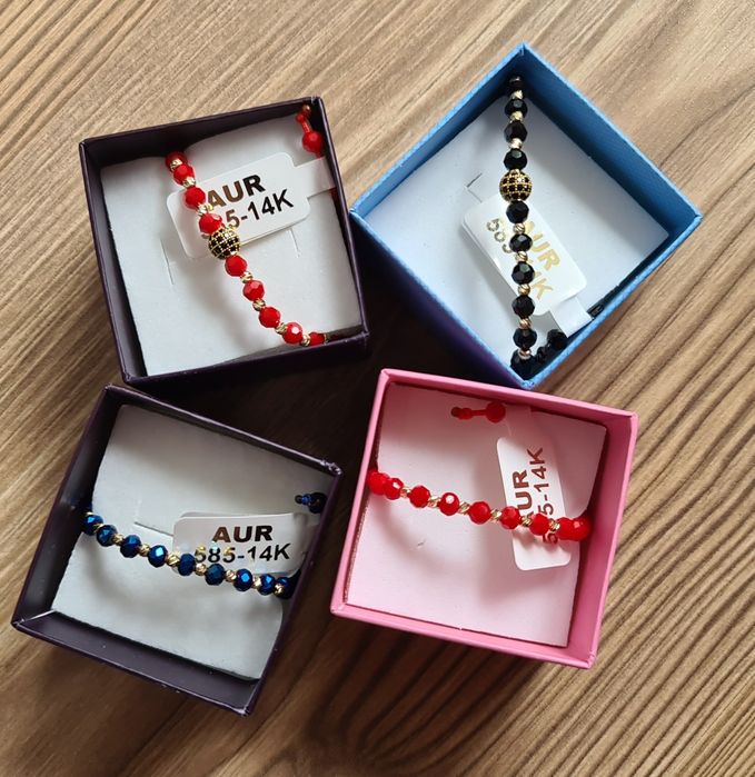 Realizez bratari cu bile de aur 14K si pietre semipretioase