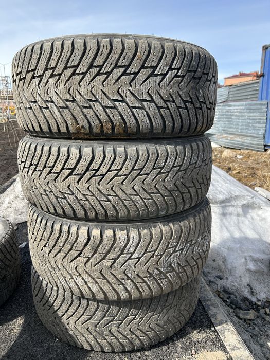 Зимние шины 255/50/19