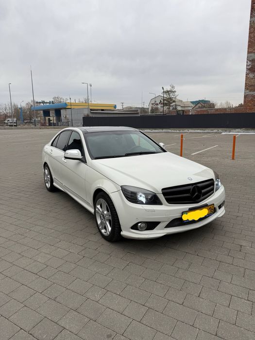 Mercedes-Benz C 300, W204