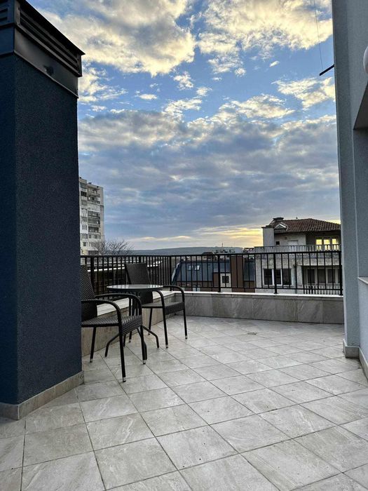 Дава се под наем Двустаен апартамент в Варна, Колхозен пазар - 65 кв.м за 485 € - Снимка #11