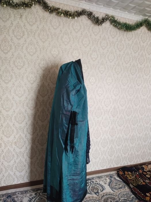 Qadimgi 19 asr qol iwi paranji