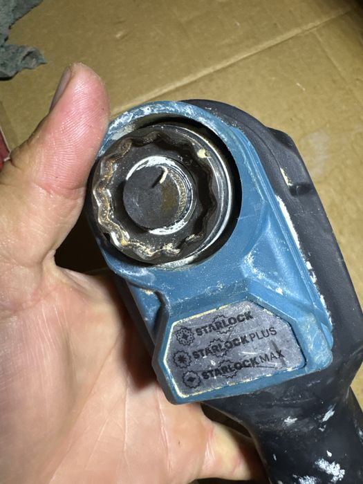 Multifunctionala Makita DTM52