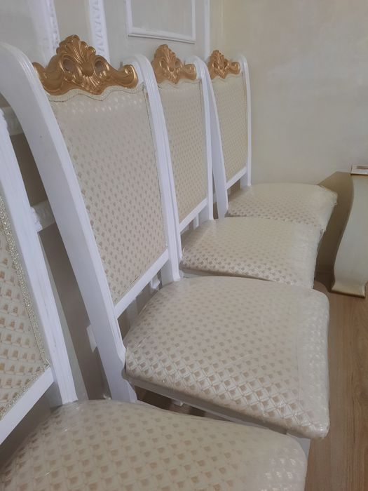 Продается стол 5 м,  и стулья 18шт.