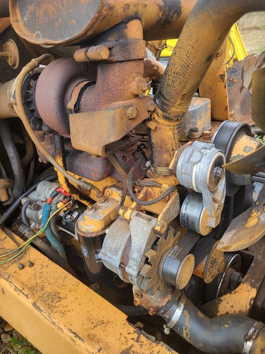 Motor cumins buldoexcavator case 580 sle sk