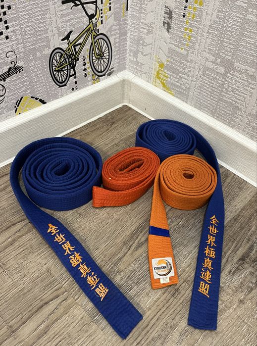 Шлемы, кимоно, пояса