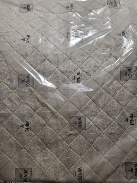 Продам матрас  размер 1.9 на 2 метра