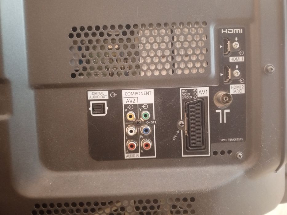 Панасоник 95 см диагональ + пульт.