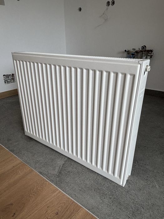 Calorifer panou din oțel Termopan Classic – 80 x 60 cm, nefolosit