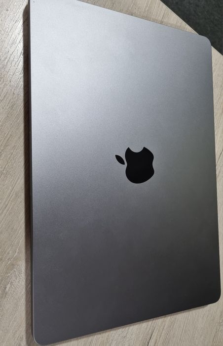 Macbook M2 Air 8/256 gb