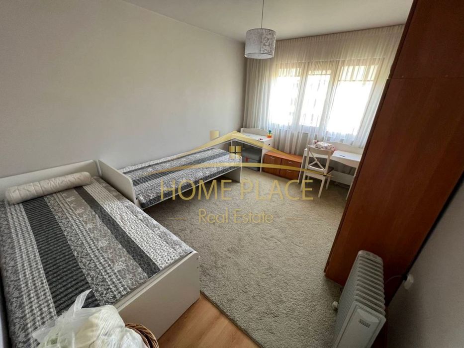 Тристаен апартамент в ж.к Чайка