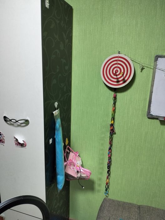 Шифонер и кровать