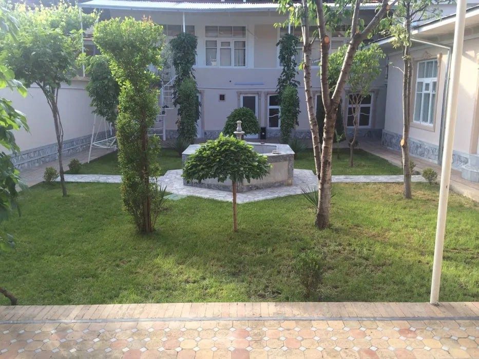 Истирохат шоир куча участок, Istiroxat shoir ko'cha uchastka hovli