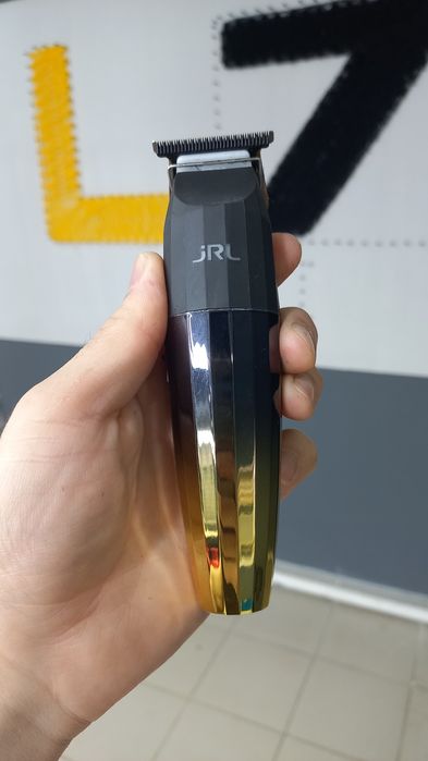 Триммер JRL GOLD 
    Очень хорошем состоянии .
     В
