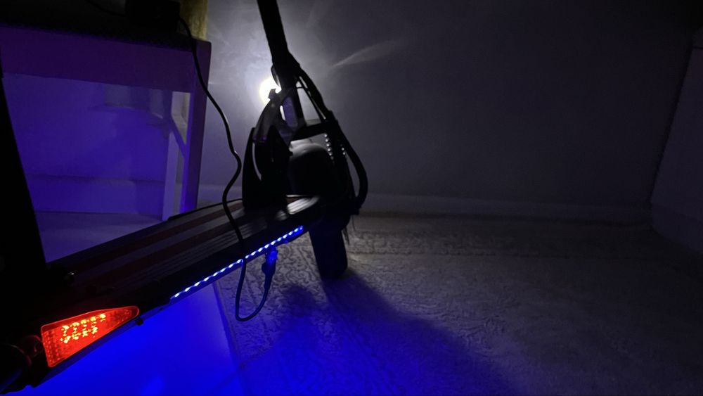 Электросамокат Kugoo M4