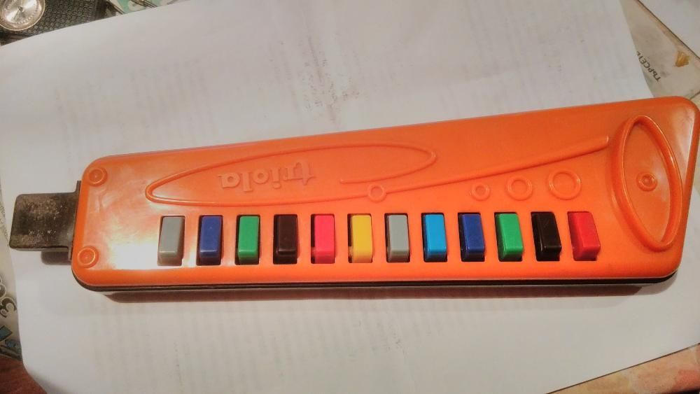 Триола музикален инструмент ГДР