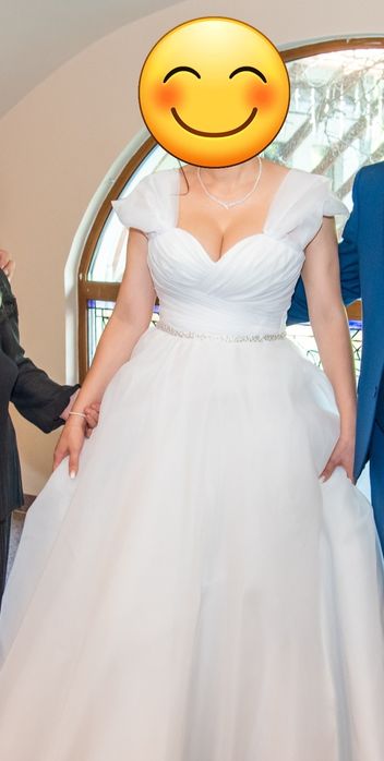 Rochie mireasa folosita o data