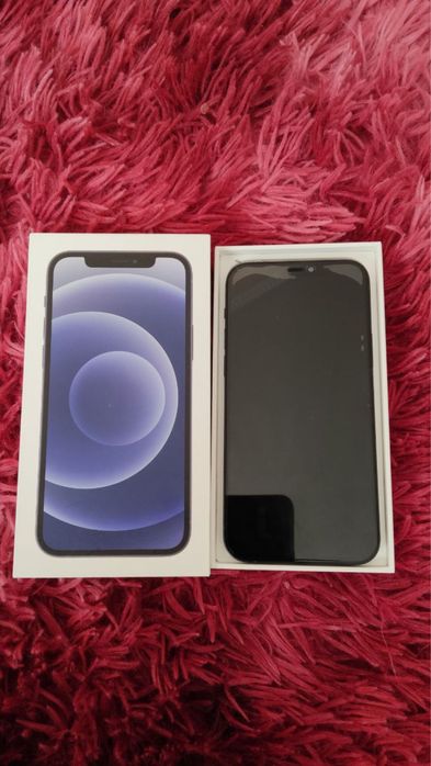 Iphone 12 с гарантией.