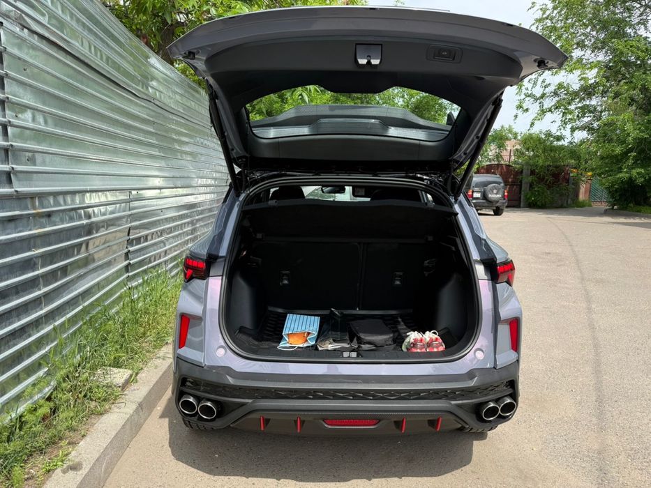 Продам машина Geely Coolray