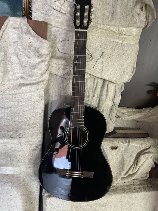 Гитара Yamaha c40+ в подарок чехол