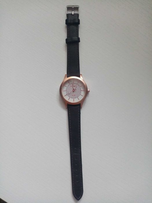 Наручные часы женские