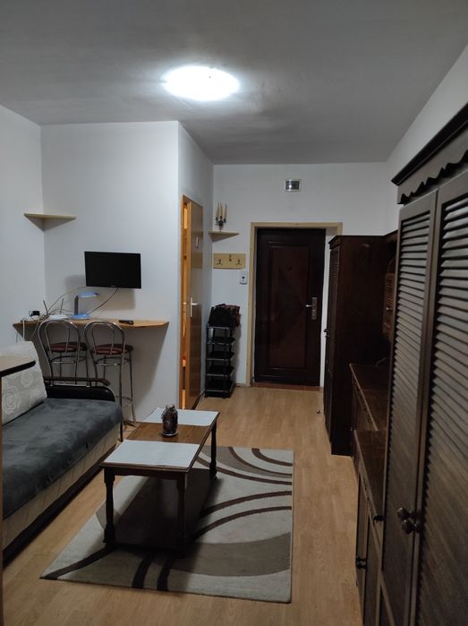 Garsoniera de inchiriat